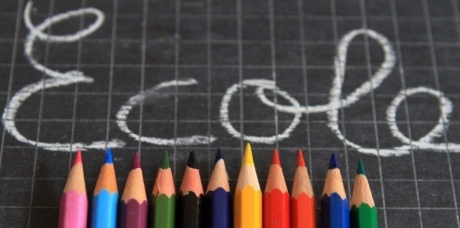 Ecole primaire : Rythmes scolaires, club coup de pouce clé